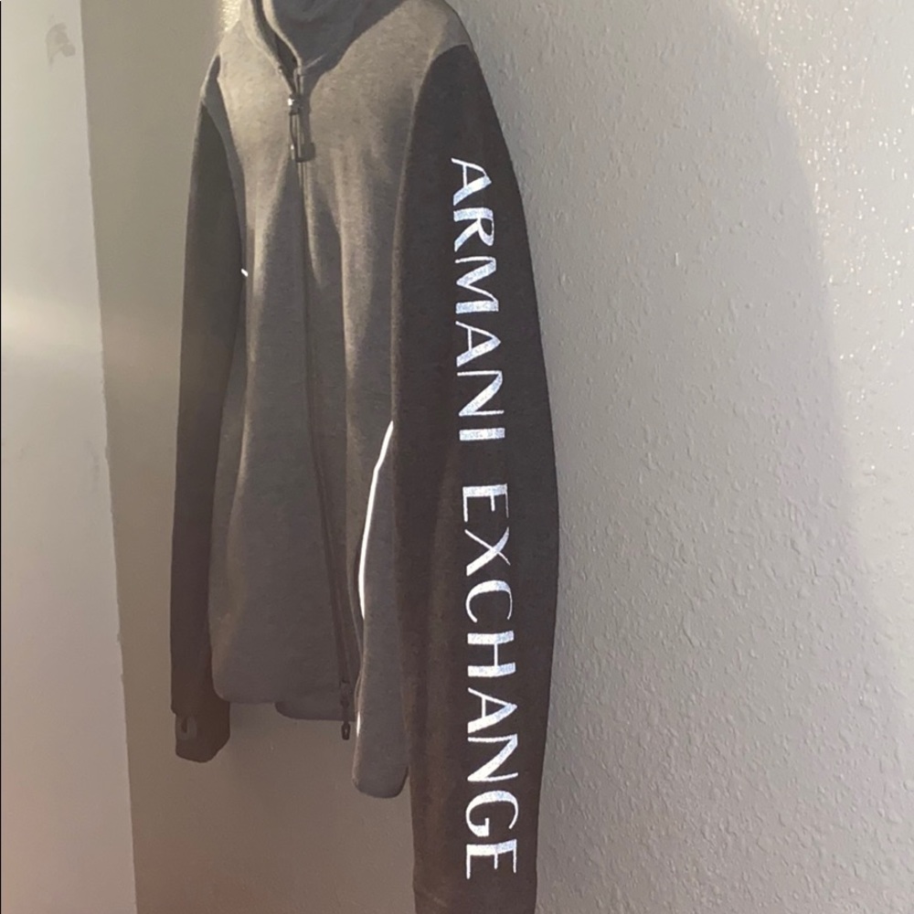 Sweater - Picture 2 of 3